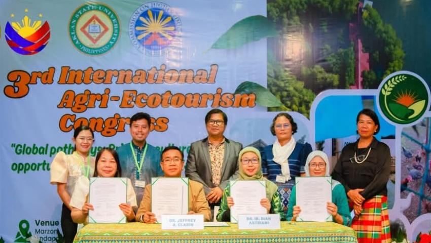 Teken MoA dan Paparkan Makalah Pada Kongres Internasional di Filipina