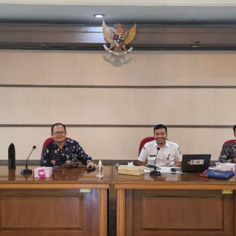 Dosen Peternakan UMBY Bantu Pemerintah Provinsi Jawa Tengah Kembangkan Peternakan Sapi Perah