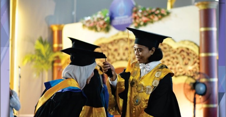 wisuda1